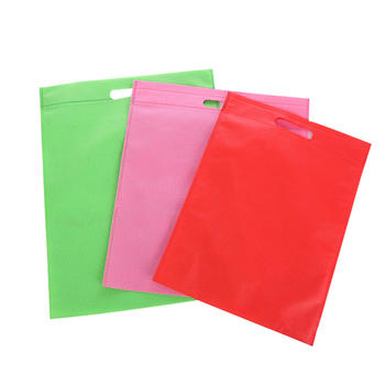 D-cut design different size customized non woven tote bag non woven fabric shopping bags
